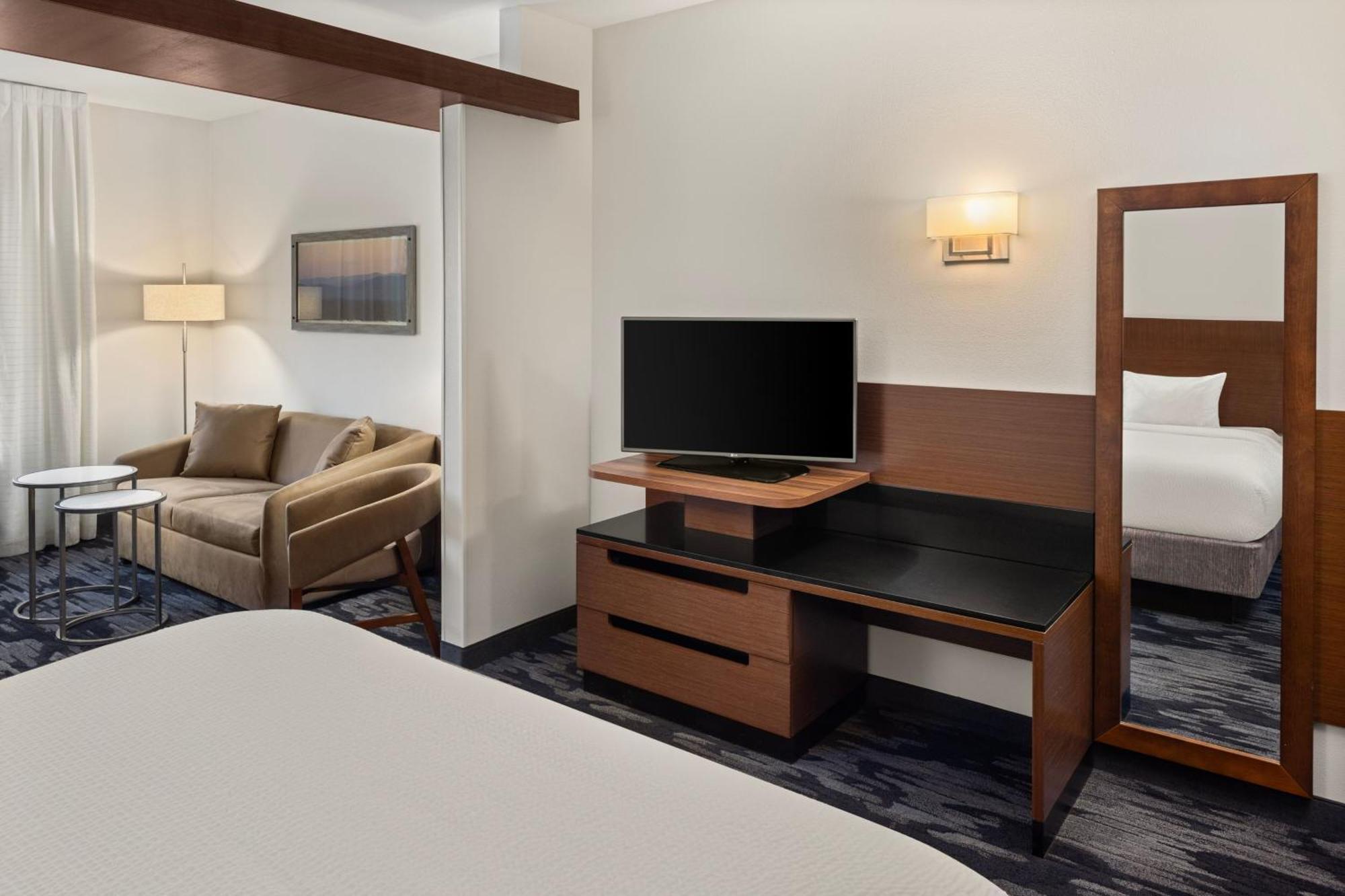 Fairfield Inn & Suites By Marriott Waterloo Cedar Falls Zewnętrze zdjęcie